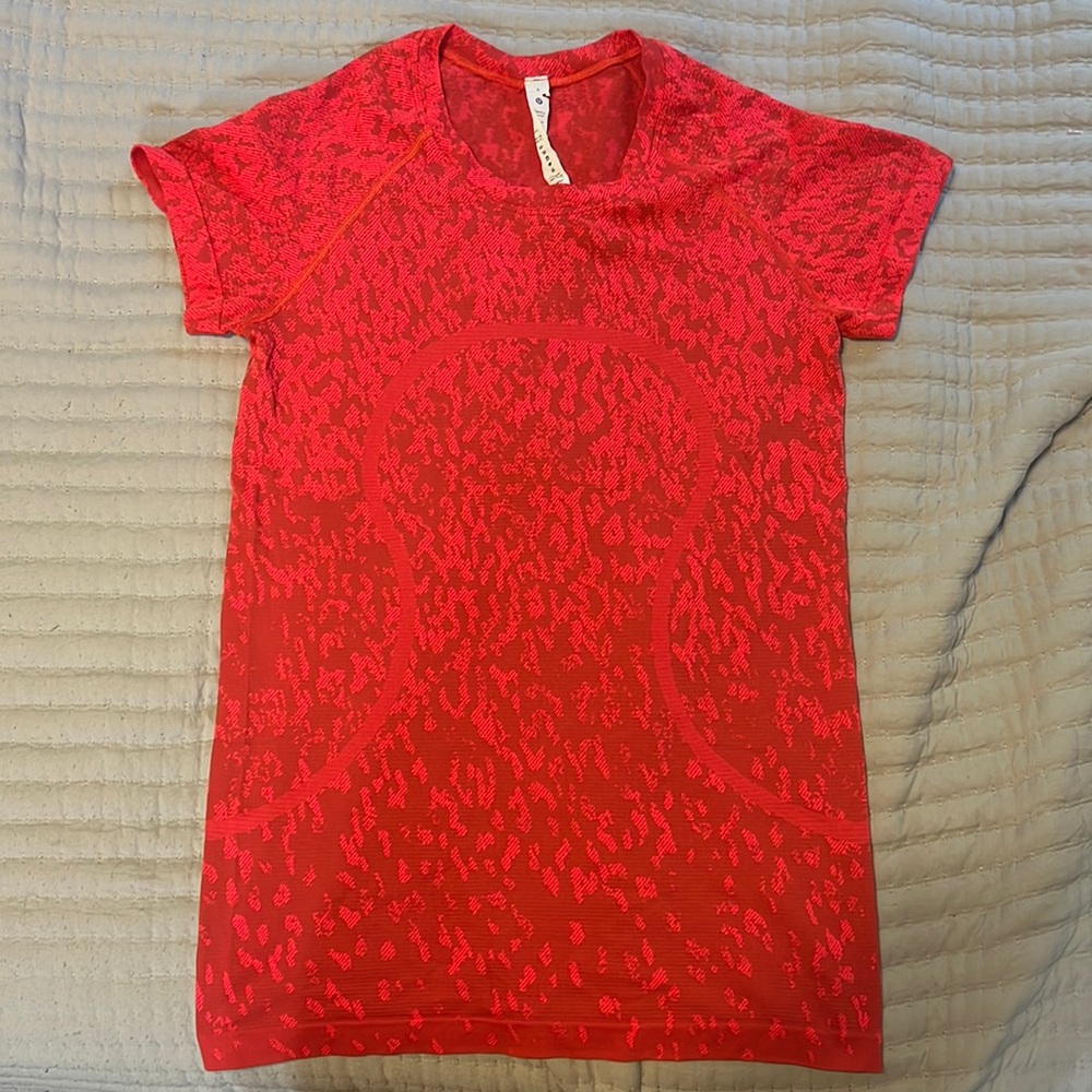Lululemon swiftly tech shirt